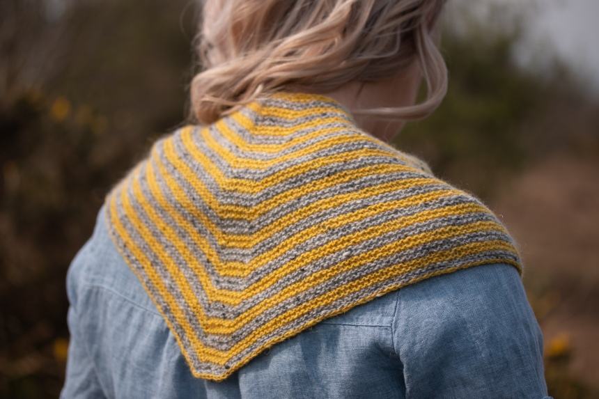 Cowslip-Millarochy-Tweed-Yellow-Yarn-11